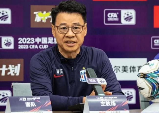 忘穿内裤坐公交被c了